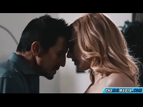 ❤️ Sexo romântico com uma loira vadia Sexo superior em nós ❌